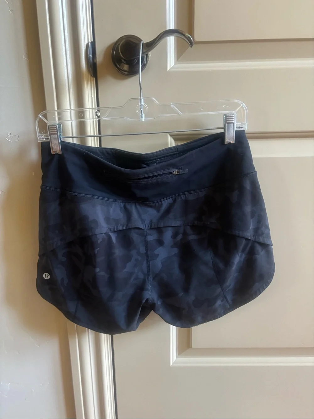 Lululemon speed up 4” short